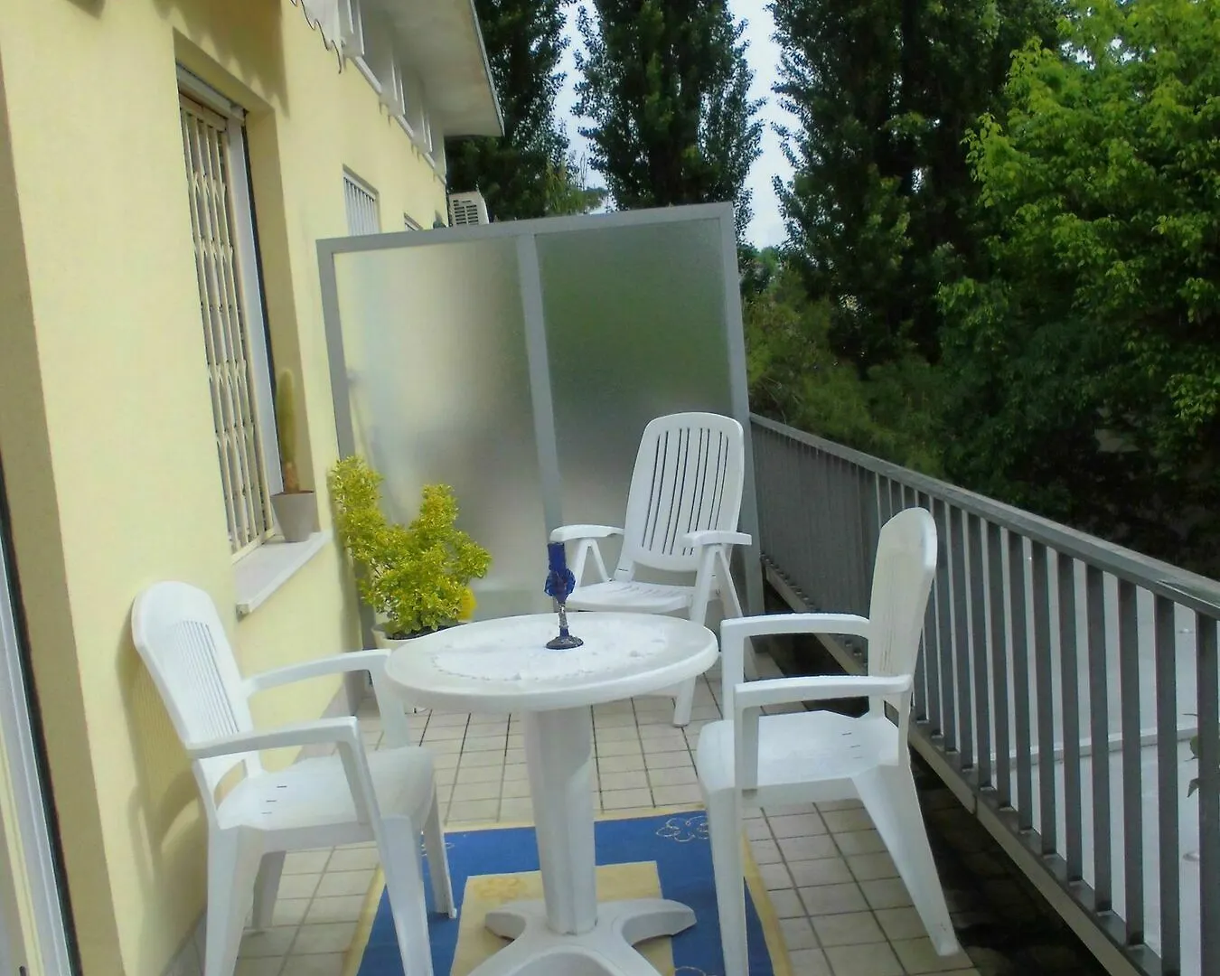 Girasole Apartment Mestre 0*,