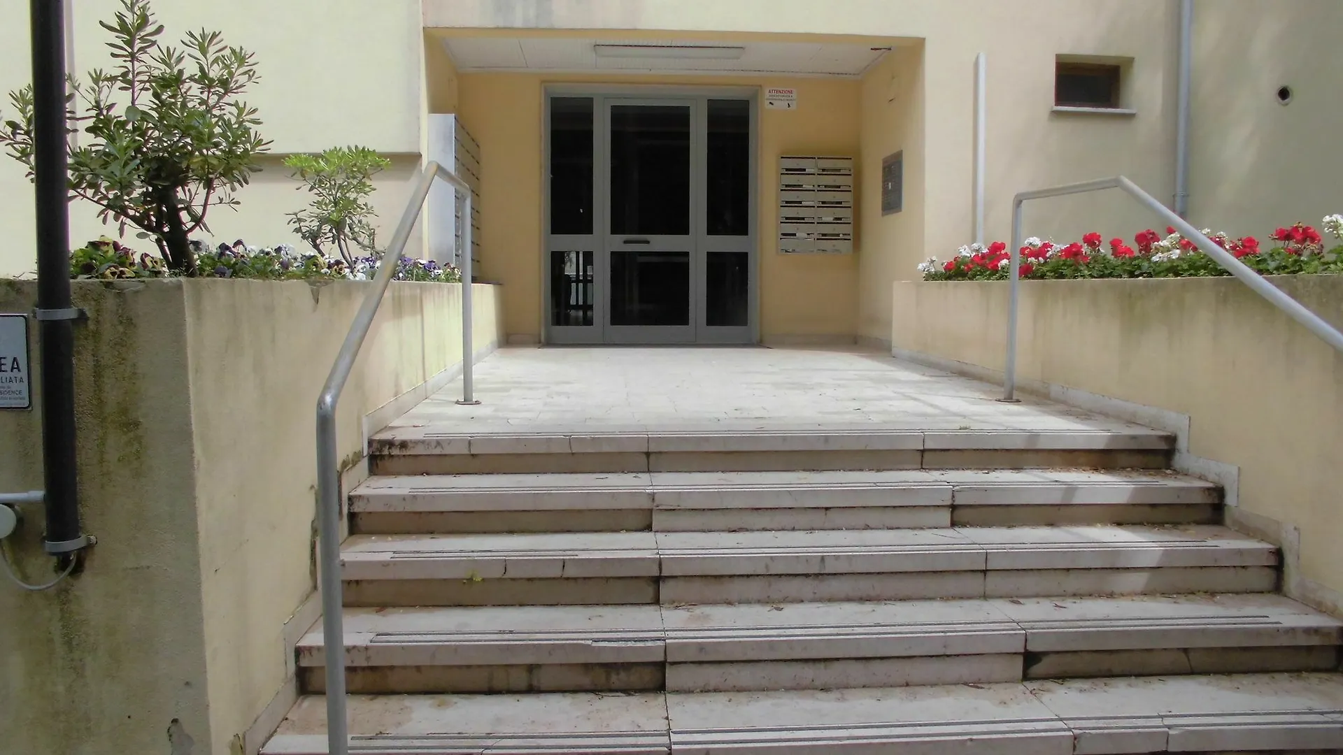 Girasole Apartment Mestre Italy